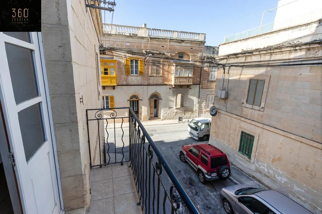 Amazing House In Sliema Central With Bbq & Parking By 360 Estates 0*,