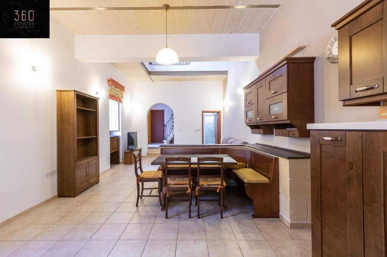 Apartment Amazing House In Sliema Central With Bbq & Parking By 360 Estates Malta