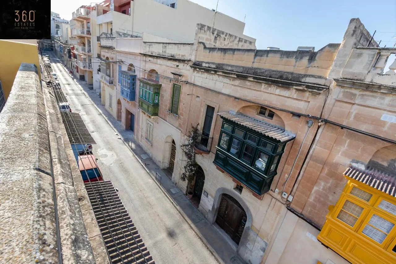 Amazing House In Sliema Central With Bbq & Parking By 360 Estates Malta